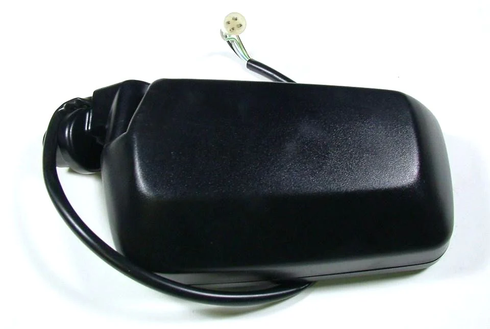 Right Outside Electric Door Mirror Assembly for 1983-84 Volvo 760 1321110 - Image 3